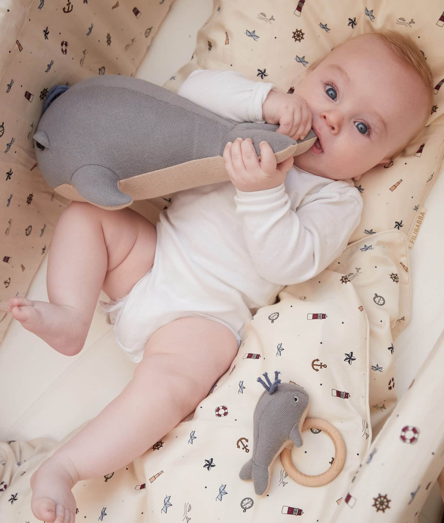 Kuscheltier 30 cm - Willie der Wal Grey