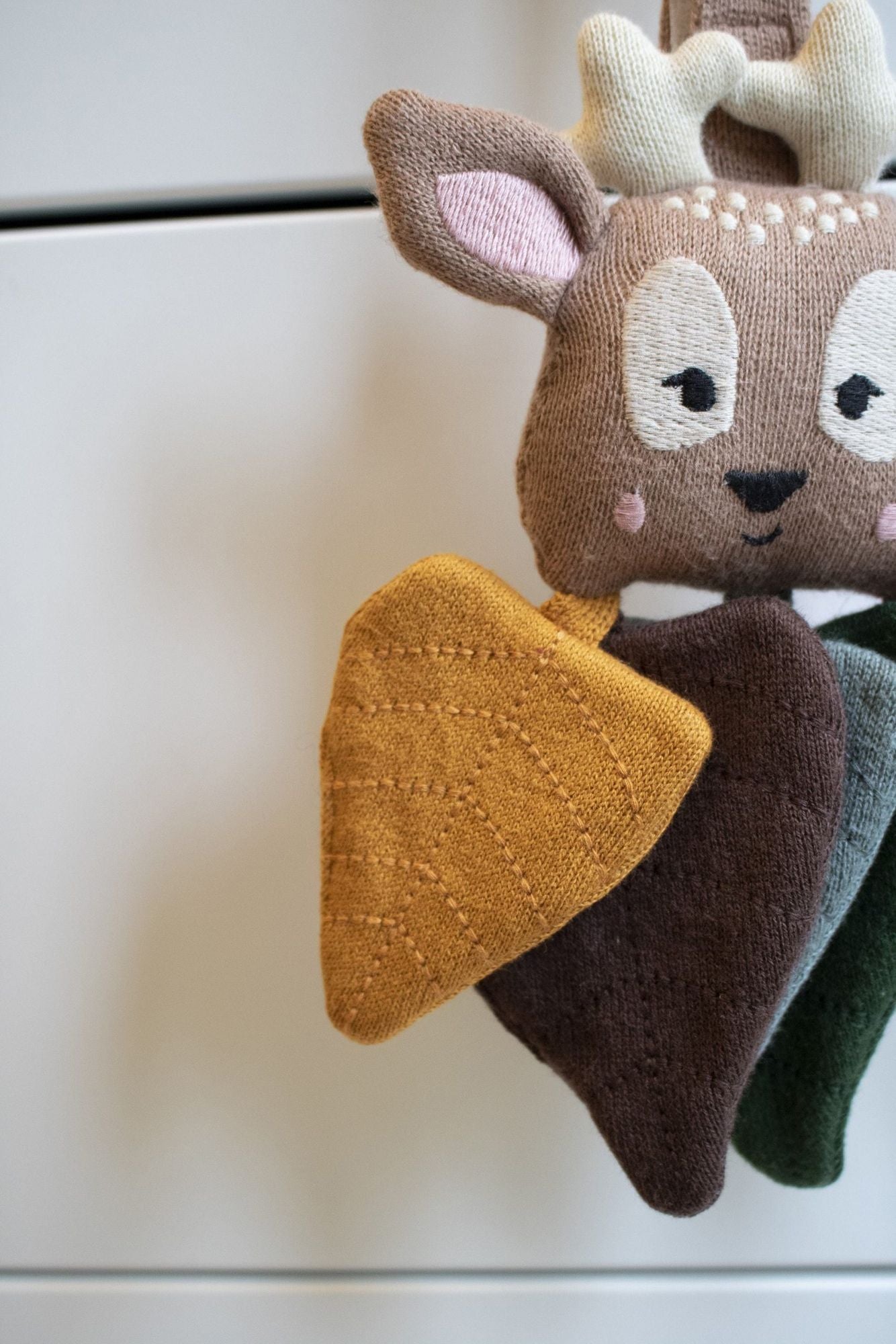 Bea das Bambi Touch & Play Brownie - Aktivitätsspielzeug